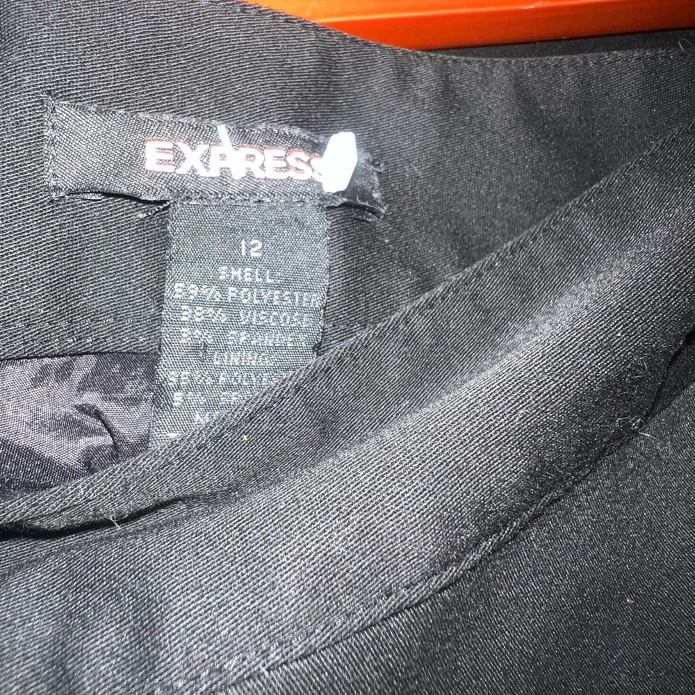 Black casual skirt